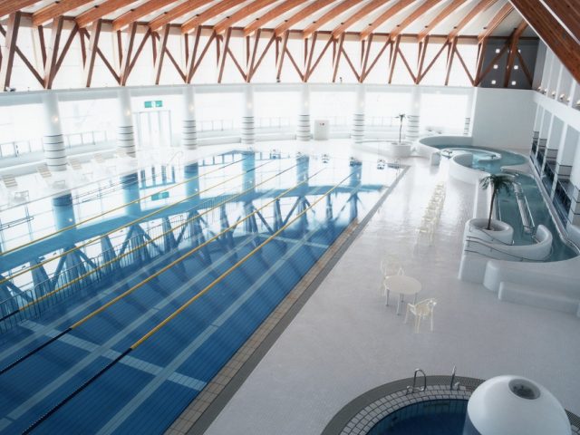 らくち〜の温水プール